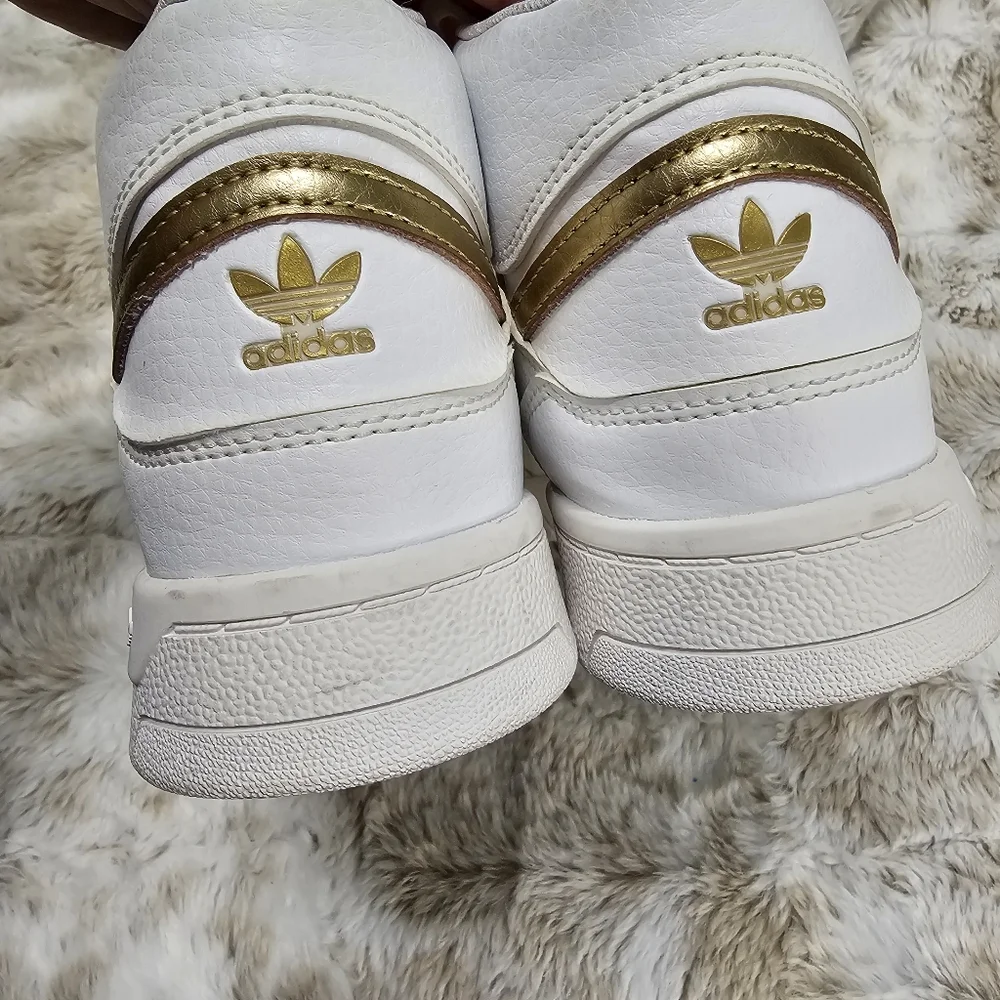 Adidas Drop Step XL High Top White/Gold Sneakers‎ Boy's 3.5  (FW2040)